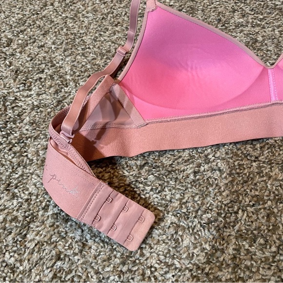 Pink Victoria’s Secret Everyday Bra Size 34A - Picture 3 of 7